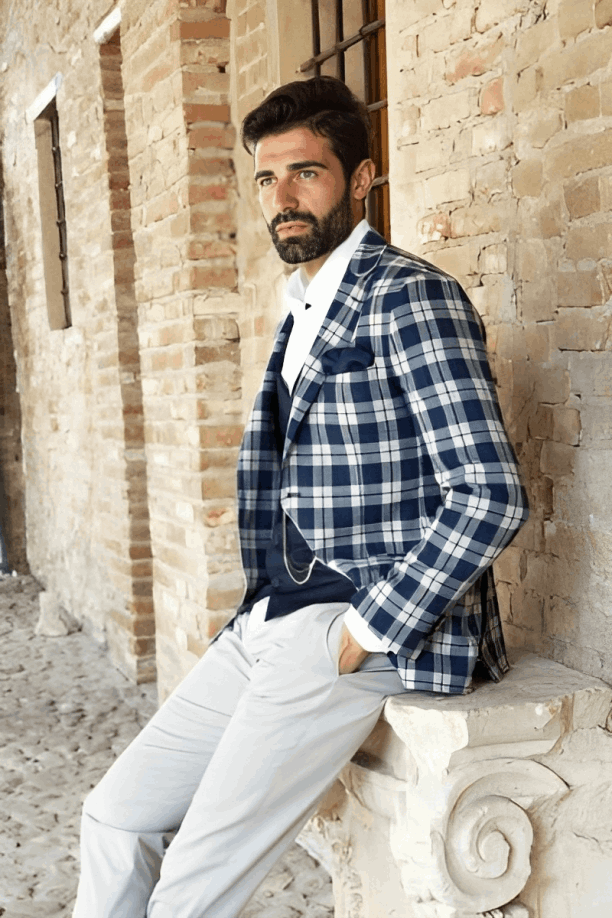 Manufacturers, brands and suppliers of Classic and luxury Italian men's wear , wholesale or private label         modaprivatelabel.com